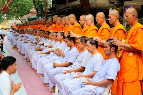 ภาพ No.135788:พิธีปลงผมธรรมทายาท โครงการบรรพชาและอุปสมบทหมู่ รุ่นบูชาธรรม 80 ปี หลวงพ่อธัมมชโย ณ หมู่บ้านบรรลุธรรม วัดพระธรรมกาย วันที่ 7 เมษายน พ.ศ. 2567