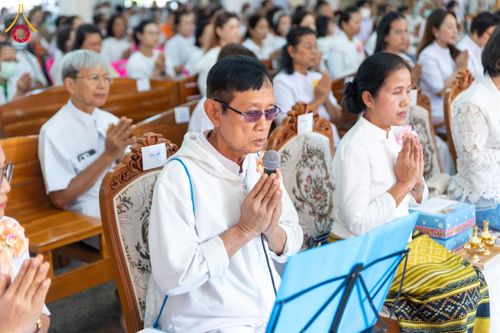 ภาพ No.204709:พิธีทอดผ้าป่าทำนุบำรุงศาสนสถาน ณ วัดเกิดการอุดม ตำบลคลองสาม อำเภอคลองหลวง จังหวัดปทุมธานี ในโครงการธรรมยาตรา กตัญญูบูชา มหาปูชนียาจารย์ พระมงคลเทพมุนี(สด จนฺทสโร) พระผู้ปราบมาร อนุสรณ์สถาน 7 แห่ง ปีที่ 13 วันที่ 30 มกราคม พ.ศ. 2568