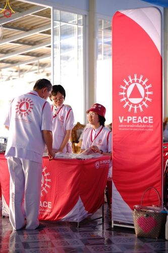 ภาพ No.117027:V.16 เป็นทีม การเตรียมงาน เก็บงาน การรับบุญของเจ้าหน้าที่หน่วยงานต่างๆ เพื่อโครงการธรรมยาตรา กตัญญูบูชามหาปูชนียาจารย์ พระมงคลเทพมุนี (สด จนฺทสโร) พระผู้ปราบมาร อนุสรณ์สถาน 7 แห่ง ปีที่ 12 ระหว่างวันที่ 2 - 31 มกราคม พ.ศ. 2567