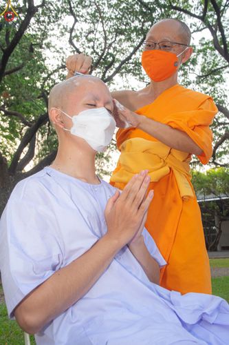 ภาพ No.80118:พิธีตัดปอยผมและปลงผมนาคธรรมทายาท โครงการอุปสมบทหมู่ธรรมทายาท พุทธศาสตร์สากลรุ่นที่ 7 (ภาคฤดูร้อน) วันอาทิตย์ที่ 9 เมษายน พ.ศ.2566