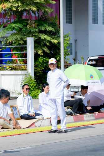 ภาพ No.296300:ภาพเบื้องหลังอาสาสมัครรวมใจ ชุดที่ 2 ในโครงการธรรมยาตรา กตัญญูบูชา มหาปูชนียาจารย์ พระมงคลเทพมุนี(สด จนฺทสโร) พระผู้ปราบมาร อนุสรณ์สถาน 7 แห่ง ปีที่ 14