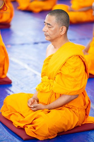 ภาพ No.315251:​วันอาทิตย์ที่ 22 มีนาคม พ.ศ.2569 สามเณรธรรมทายาทเนปาล 500 รูป ฟังธรรม สวดมนต์ ปฏิบัติธรรมร่วมกัน  ณ International Assembly and Meditation Hall Lumbini