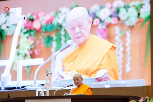 ภาพ No.350487:วันที่ 19-20 กันยายน พ.ศ. 2569 โครงการบรรพชาพัฒนาคุณธรรม จริยธรรม สำหรับนักเรียนนายสิบตำรวจ (นสต.) รุ่นที่ 16 ศูนย์ฝึกอบรมตำรวจภูธรภาค 1 ณ สภาธรรมกายสากล ห้องแก้วสารพัดนึก 2