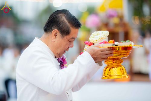 ภาพ No.310811:วันอาทิตย์ที่ 22 กุมภาพันธ์ พ.ศ. 2569 พิธีตักบาตรเเด่คณะพระภิกษุสงฆ์ 1,111 รูป จังหวัดน่าน หนึ่งในโครงการตักบาตรพระ 2,000,000 รูป 77 จังหวัดทั่วไทย ในวาระอันเป็นมงคลยิ่ง ครบรอบ 744 ปี นครน่าน สืบสานศรัทธา ทำบุญใหญ่ของเมืองน่าน ณ ข่วงเมือง วัดภูมินทร์ อำเ