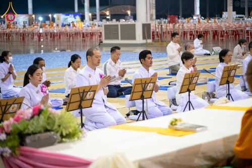 ภาพ No.303535:วันที่ 27 มกราคม พ.ศ. 2569 พิธีถวายภัตตาหารเป็นสังฆทาน แด่พระธรรมยาตรา ณ วัดพระธรรมกาย  จังหวัดปทุมธานี ในโครงการธรรมยาตรา กตัญญูบูชา มหาปูชนียาจารย์ พระมงคลเทพมุนี(สด จนฺทสโร) พระผู้ปราบมาร อนุสรณ์สถาน 7 แห่ง ปีที่ 14