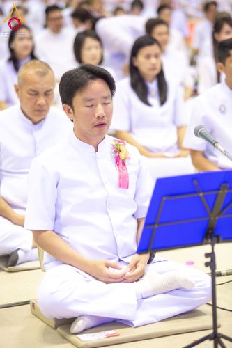 ภาพ No.209567:วันอาทิตย์ที่ 2 มีนาคม พ.ศ. 2568 พิธีบูชาข้าวพระ ณ สภาธรรมกายสากล วัดพระธรรมกาย