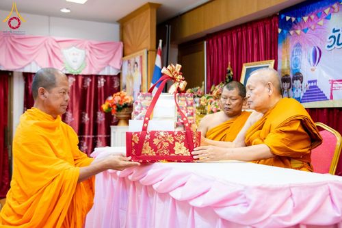 ภาพ No.184391:กิจกรรมวันรวมพลังเด็กดี V-Star ผู้นำฟื้นฟูศีลธรรมโลก ในวันที่ 11 ธันวาคม พ.ศ. 2567 ณ วิทยาลัยเทคโนโลยีบริหารธุรกิจ จังหวัดชัยภูมิ