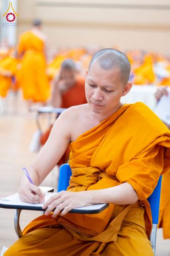 ภาพ No.267245:วันที่ 7 พฤศจิกายน พ.ศ. 2568 พิธีสอบธรรมสนามหลวง นักธรรมชั้นโท - เอก ณ สนามสอบวัดพระธรรมกาย