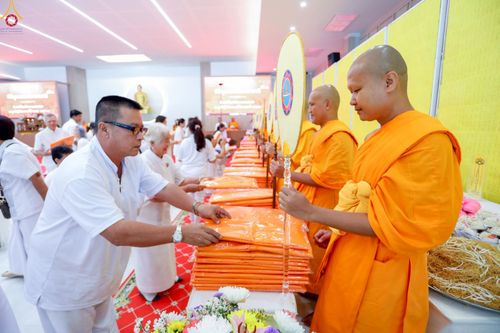 ภาพ No.241442:วันเสาร์ที่ 23 สิงหาคม พ.ศ. 2568 พิธีบุพเปตพลีนานาชาติ ปีที่ 12 ณ ศูนย์ปฏิบัติธรรมภาคใต้ อ.บางกล่ำ จ.สงขลา