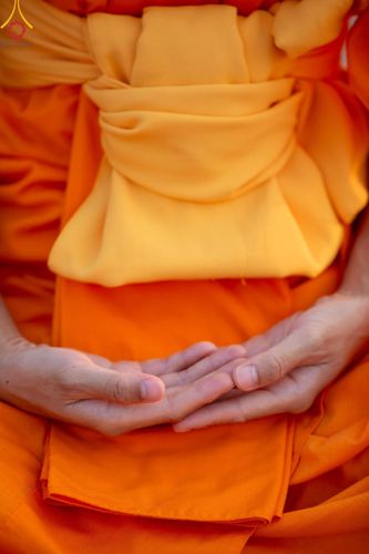 ภาพ No.122003:พิธีจุดประทีปถวายเป็นพุทธบูชา และบูชาธรรมมหาปูชนียาจารย์ พระมงคลเทพมุนี(สด จนฺทสโร) ในโครงการธรรมยาตรา กตัญญูบูชา มหาปูชนียาจารย์ พระมงคลเทพมุนี(สด จนฺทสโร) พระผู้ปราบมาร อนุสรณ์สถาน 7 แห่ง ปีที่ 12 วันที่ 31 มกราคม พ.ศ. 2567 ณ วัดพระธรรมกาย จ.ปทุมธานี