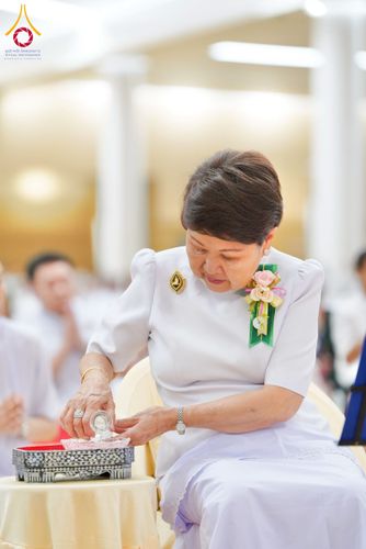 ภาพ No.237862:วันอาทิตย์ที่ 10 สิงหาคม พ.ศ. 2568 พิธีถวายไทยธรรมมุทิตาเปรียญธรรมและบาลีศึกษา ณ ห้องแก้วสารพัดนึก2 วัดพระธรรมกาย ปทุมธานี