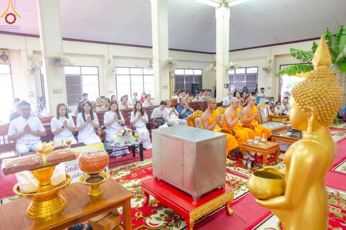 ภาพ No.165034:พิธีทอดกฐิน ณ วัดกลางเกาะระกำ ต.บ้านสร้าง อ.บางปะอิน จ.พระนครศรีอยุธยา ในโครงการกฐินสามัคคีทั่วไทย 30,000 วัด บูชาธรรม 80 ปี หลวงพ่อธัมมชโย โดยคณะศิษยานุศิษย์วัดพระธรรมกาย วันที่ 20 ตุลาคม พ.ศ. 2567