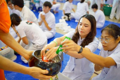 ภาพ No.227899:วันอาทิตย์ที่ 1 มิถุนายน พ.ศ. 2568 พิธีตักบาตร , พิธีบูชาข้าวพระ ณ วัดพระธรรมกาย จ.ปทุมธานี