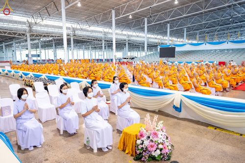ภาพ No.88168:พิธีมุทิตาสักการะ เปรียญธรรม 9,6,3 และบาลีศึกษา 6,3  พิธีมอบดวงแก้วสามเณรทรงบาลีไวยากรณ์ วันอาทิตย์ 17 กันยายน พ.ศ. 2566 ณ สภาธรรมกายสากล วัดพระธรรมกาย