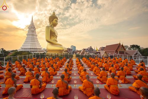 ภาพ No.119192:พิธีจุดประทีปถวายเป็นพุทธบูชา และบูชาธรรมมหาปูชนียาจารย์ พระมงคลเทพมุนี(สด จนฺทสโร) ในโครงการธรรมยาตราฯ วันที่ 26 มกราคม พ.ศ. 2567 ณ อาคารธรรมยาตรา กตัญญูบูชามหาปูชนียาจารย์ ตรงข้ามวัดปากน้ำภาษีเจริญ จ.กรุงเทพมหานคร