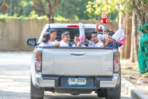 ภาพ No.185201:กิจกรรมวันรวมพลังเด็กดี V-Star ผู้นำฟื้นฟูศีลธรรมโลก จังหวัดพิจิตร ณ ศูนย์ปฏิบัติธรรมกัลยาณมิตรพิจิตร ต.ตะพานหิน อ.ตะพานหิน จ.พิจิตร วันที่ 12 ธันวาคม พ.ศ. 2567