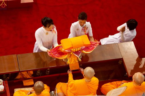 ภาพ No.270894:วันอาทิตย์ที่ 19 ตุลาคม พ.ศ. 2568 พิธีทอดกฐิน “หนึ่งไม่มีสอง” วัดพระธรรมกายนิวคาสเซิล เมืองนิวคาสเซิล ประเทศอังกฤษ 