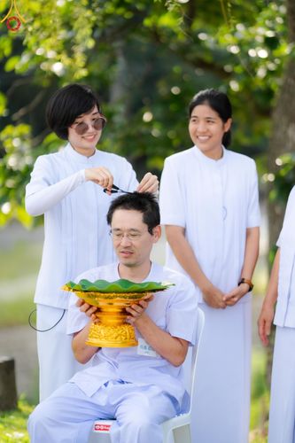 ภาพ No.147456:พิธีตัดปอยผม ขอขมา มอบบาตร ผ้าไตร โครงการปฐมอุปสมบท สมโภชอุโบสถ บูชาธรรม 80 ปี หลวงพ่อธัมมชโย ณ วัดพระธรรมกายโทชิหงิ ประเทศญี่ปุ่น วันพฤหัสบดีที่ 8 สิงหาคม พ.ศ. 2567