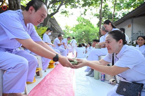 ภาพ No.216717:วันอาทิตย์ที่ 6 เมษายน พ.ศ. 2568 พิธีตัดปอยผม และปลงผมนาคธรรมทายาท โครงการบวชบูชาธรรม81ปี หลวงพ่อธัมมชโย โครงการ 1 และ 2 โครงการนานาชาติ AEC&WAB รุ่น CEO (ผู้บริหาร) รุ่นที่4 ณ หมู่บ้านบรรลุธรรม วัดพระธรรมกาย