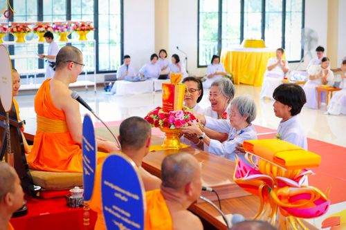 ภาพ No.265641:วันเสาร์ที่ 18 ตุลาคม พ.ศ. 2568 พิธีทอดกฐินสามัคคี ประจำปี 2568 “กฐินครัวมหาทาน” ณ ศูนย์อบรมเยาวชนบางปะหัน ตำบลหันสัง อำเภอบางปะหัน จังหวัดพระนครศรีอยุธยา