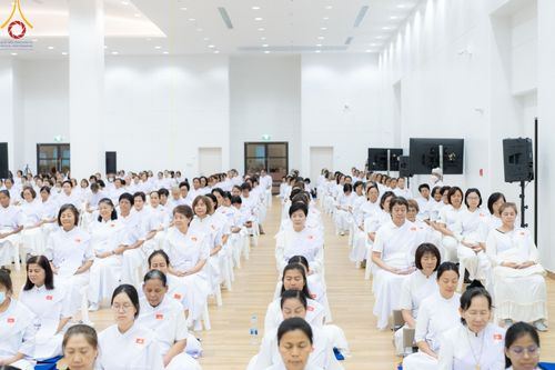 ภาพ No.157383:โครงการ อุบาสกแก้ว อุบาสิกาแก้ว รุ่นที่ 3 ตัวแทนทอดกฐินสามัคคีทั่วไทย 30,000 วัด บูชาธรรม 80 ปี หลวงพ่อธัมมชโย ระหว่างวันที่ 19-22 กันยายน พ.ศ. 2567 โซนกรุงเทพฯ-สมุทรปราการ ณ อาคาร 115 ปี คุณยายอาจารย์ฯ วัดพระธรรมกาย