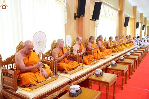 ภาพ No.89786:พิธีวางแผ่นจารึกชื่อ เพื่อนำไปประดิษฐานไว้ในฐานองค์พระประธาน เนื่องในโอกาสครบรอบ 10 ปี ศูนย์ปฏิบัติธรรมนครราชสีมา วันอาทิตย์ที่ 24 กันยายน พ.ศ. 2566