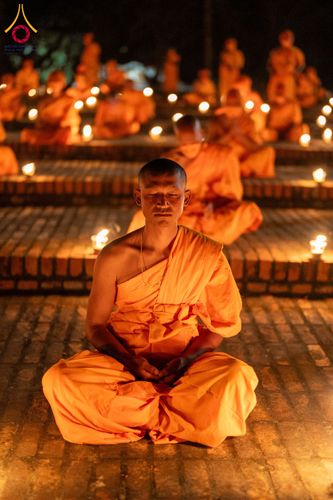 ภาพ No.130650:พิธีจุดโคมประทีปถวายเป็นพุทธบูชา ในโครงการบรรพชา 1,250 รูป ณ มหาวิหารมายาเทวี แดนประสูติ สวนลุมพินี ประเทศเนปาล วันที่ 9 มีนาคม พ.ศ. 2567