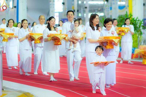 ภาพ No.154528:พิธีทอดผ้าป่าสมทบกฐินวัดพระธรรมกาย และสมทบกฐิน 30,000 วัดทั่วไทย ครั้งที่ 2 ณ สภาธรรมกายสากล วัดพระธรรมกาย วันอังคารที่ 17 กันยายน พ.ศ. 2567