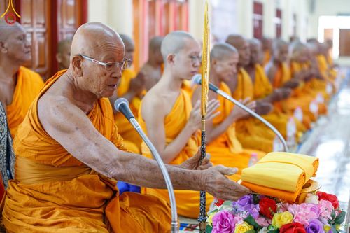 ภาพ No.195790:พิธีทอดผ้าป่าทำนุบำรุงศาสนสถาน ณ วัดตรีพาราสีมาเขต ต.สามเมือง อ.ลาดบัวหลวง จ.พระนครศรีอยุธยา ในโครงการธรรมยาตรา กตัญญูบูชา มหาปูชนียาจารย์ พระมงคลเทพมุนี(สด จนฺทสโร) พระผู้ปราบมาร อนุสรณ์สถาน 7 แห่ง ปีที่ 13 วันที่ 13 มกราคม พ.ศ. 2568