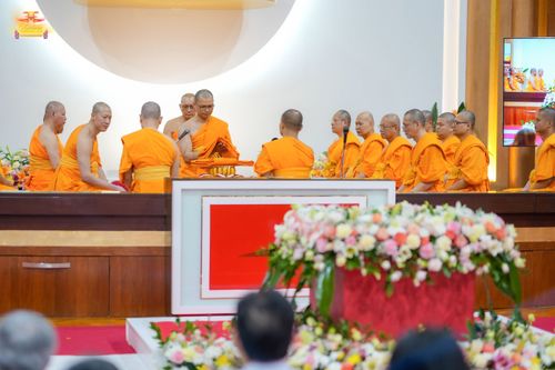 ภาพ No.169417:พิธีทอดกฐินสามัคคี เพื่อสนับสนุนการเผยแผ่พระพุทธศาสนาวิชชาธรรมกาย ณ วัดพระธรรมกายลอนดอน สหราชอาณาจักร วันอาทิตย์ที่ 20 ตุลาคม พ.ศ. 2567