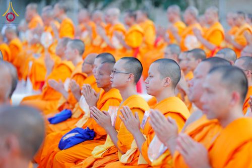 ภาพ No.275115:วันอาทิตย์ที่ 30 พฤศจิกายน พ.ศ. 2568 พิธีตอกเสาเข็ม "สร้างองค์พระเจดีย์เพื่อสร้างสันติภาพโลก" ต้นสุดท้าย ณ ศูนย์ปฏิบัติธรรมระยอง (บ้านช่องลม)