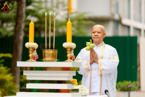 ภาพ No.223601:วันที่ 11 พฤษภาคม พ.ศ. 2568 พิธีบรรพชาของอุบาสก พิสิทธิ์ หมื่นแกล้ว  ณ วัดพระธรรมกาย