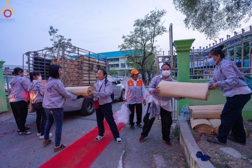 ภาพ No.121800:V.22 ต่อไป การเตรียมงาน เก็บงาน การรับบุญของเจ้าหน้าที่หน่วยงานต่างๆ เพื่อโครงการธรรมยาตรา กตัญญูบูชา มหาปูชนียาจารย์ พระมงคลเทพมุนี (สด จนฺทสโร) พระผู้ปราบมาร อนุสรณ์สถาน 7 แห่ง ปีที่ 12 ระหว่างวันที่ 2 - 31 มกราคม พ.ศ.2567