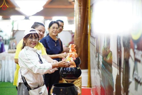 ภาพ No.125836:V.29 ทุ่มเท เพื่อโคราช การเตรียมงานของหน่วยงานต่างฯ เพื่อพิธีทำบุญเมืองนครราชสีมา ฉลอง 556 ปี ตักบาตรพระ 10,000 รูป ในวันเสาร์ที่ 2 มีนาคม พ.ศ.2567 ณ อนุสาวรีย์ท้าวสุรนารี จ.นครราชสีมา จัดโดย คณะสงฆ์จังหวัดนครราชสีมา ร่วมกับสำนักงานจังหวัดนครราชสีมา