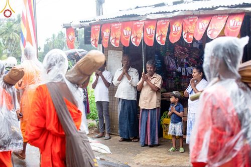 ภาพ No.140960:PhotoStory มหาศรัทธา ธรรมยาตราศรีลังกา EP.5 โครงการสยาม-ลังกา ธรรมยาตรา ฉลองเทศกาลวิสาขบูชาแห่งชาติ ศรีลังกา บูชาธรรม 80 ปีหลวงพ่อธัมมชโย เส้นทางจาก เมืองดัมบูลลา ไปยัง เมืองมาตะเล ตั้งแต่วันที่ 17-20 พฤษภาคม พ.ศ.2567