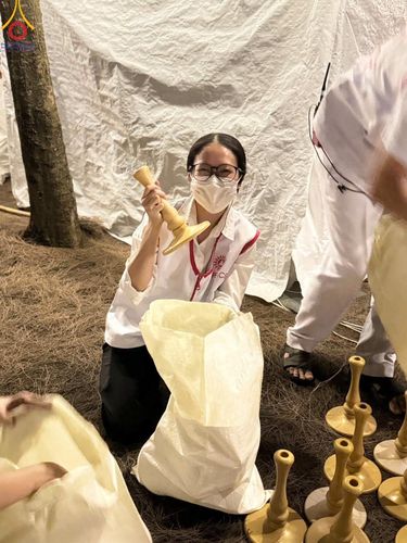 ภาพ No.108291:V.5 ทุ่มพลัง การเตรียมงาน เก็บงาน การรับบุญของเจ้าหน้าที่หน่วยงานต่างๆ เพื่อโครงการธรรมยาตรา กตัญญูบูชามหาปูชนียาจารย์ พระมงคลเทพมุนี (สด จนฺทสโร) พระผู้ปราบมาร อนุสรณ์สถาน 7 แห่ง ปีที่ 12 ระหว่างวันที่ 2 - 31 มกราคม พ.ศ. 2567