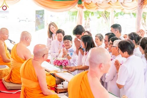 ภาพ No.100352:พิธีทอดกฐินบรมจักรพรรดิ ณ วัดพระธรรมกายแคลิฟอร์เนีย เมืองอาซูซ่า รัฐแคลิฟอร์เนีย ประเทศสหรัฐอเมริกา วันอาทิตย์ที่ 12 พฤศจิกายน พ.ศ. 2566
