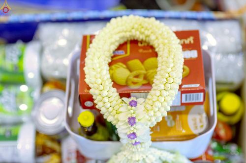 ภาพ No.240427:วันพุธที่ 27 สิงหาคม พ.ศ. 2568 พิธีตักบาตร ในวันธรรมชัย ณ วัดพระธรรมกาย จ.ปทุมธานี