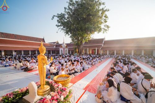 ภาพ No.112730:พิธีตักบาตรพระธรรมยาตราฯ ณ วัดสองพี่น้อง จ.สุพรรณบุรี วันที่ 15 มกราคม พ.ศ. 2567