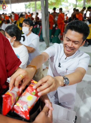 ภาพ No.140873:พิธีตักบาตรพระ 500 รูป ปีที่ 9 ณ ธุดงคสถานล้านนา อำเภอสันทราย จังหวัดเชียงใหม่ วันอาทิตย์ที่ 9 มิถุนายน พ.ศ. 2567