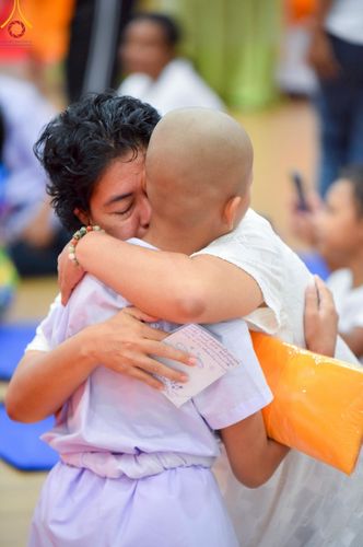 ภาพ No.216521:วันอังคารที่ 8 เม.ย. พ.ศ. 2568 พิธีบรรพชาสามเณร ณ ศูนย์ปฏิบัติธรรมเขาคิชฌกูฏ จันทบุรี