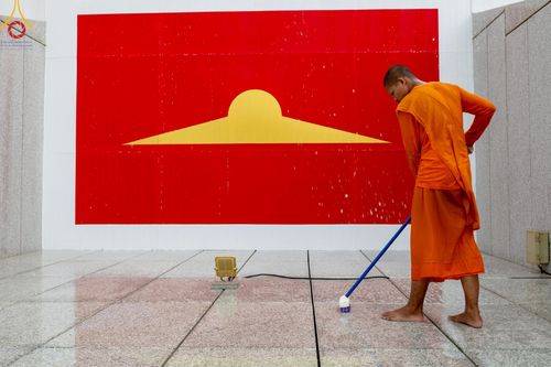 ภาพ No.218807:วันศุกร์ที่ 18 เมษายน พ.ศ. 2568 การเตรียมงานในลานธรรม , พระมหาธรรมกายเจดีย์ เพื่องานวันคุ้มครองโลก 22 เมษายน พ.ศ. 2568