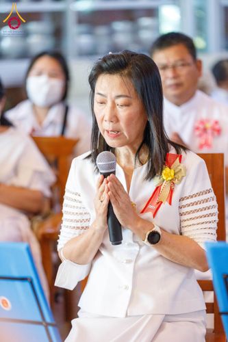 ภาพ No.197384:พิธีเจริญพระพุทธมนต์ ปฏิบัติธรรม มอบทุนการศึกษา ถวายสังฆทาน 108 วัด เพื่อถวายเป็นพุทธบูชา และขับเคลื่อนโครงการหมู่บ้านรักษาศีล 5 โดยคณะสงฆ์จังหวัดนนทบุรี คณะศิษยานุศิษย์วัดพระธรรมกาย โครงการธรรมยาตรา ปีที่ 13 ณ วัดตะเคียน อ.บางกรวย จ.นนทบุรี