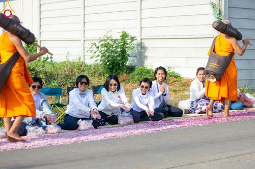 ภาพ No.113135:พิธีต้อนรับพระธรรมยาตรา ปีที่ 12 วันที่ 15 มกราคม พ.ศ. 2567 ณ วัดโบสถ์บน จ.นนทบุรี
