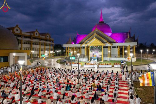 ภาพ No.331537:วันที่ 31 พฤษภาคม พ.ศ. 2569  สภาพุทธศาสนาแห่งอินเดีย (Indian Buddhist Council)  ร่วมกับมูลนิธรรมกาย จัดงานวิสาขบูชานานาชาติ  ณ วัดพุทธสันติวันธรรมชัย
