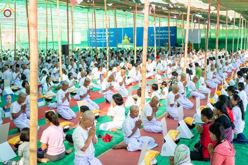 ภาพ No.62975:Photo Story  มหัศจรรย์วัดดงดินแดง Episode 2 โครงการบรรพชาอุปสมบทหมู่ ฟื้นฟูพระพุทธศาสนาทั่วไทย ณ วัดดงดินแดง อ.อมก๋อย จ.เชียงใหม่ วันที่ 3 เมษายน พ.ศ. 2567