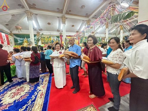 ภาพ No.163774:โครงการกฐินสามัคคีทั่วไทย 30,000 วัด บูชาธรรม 80 ปี หลวงพ่อธัมมชโย โดย คณะศิษยานุศิษย์วัดพระธรรมกาย ณ วัดเจริญพรต อ.พระทองคำ จ.นครราชสีมา วันที่ 20 ตุลาคม พ.ศ. 2567