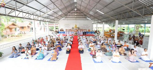 ภาพ No.255945:วันที่ 15 ตุลาคม พ.ศ. 2568 พิธีทอดกฐินสามัคคีทั่วไทย 30,000 วัด โดยคณะศิษยานุศิษย์ บูชาธรรม 81 ปี หลวงพ่อธัมมชโย ณ ศูนย์ปฏิบัติธรรมชุมพร ต.ดอนยาง อ.ปะทิว จ.ชุมพร