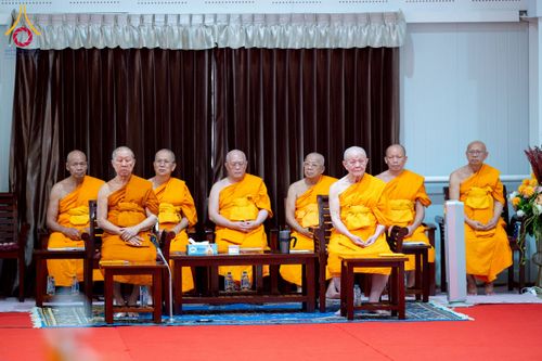 ภาพ No.238795:วันเสาร์ที่ 16 สิงหาคม พ.ศ. 2568 งานบุญประจำปี ครั้งที่ 20 พิธีทักษิณานุปทานแด่บรรพชน ตระกูลผ่องสวัสดิ์และหมู่ญาติที่ล่วงลับไปแล้ว ณ พระมหาเจดีย์ทัตตชีโว ศูนย์อบรมเยาวชนกาญจนบุรี