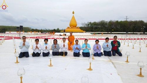 ภาพ No.128610:V.33 รวมพลังเพื่อบางกล่ำ การเตรียมงานของเจ้าหน้าที่หน่วยงานต่างๆ เพื่องานธรรมยาตราอัญเชิญพระบรมสารีริกธาตุ ประดิษฐาน ณ มหารัตนเจดีย์สิริปทุมสวรรค์ (เจดีย์อริยพุทธะ 5 พระองค์) ศูนย์ปฏิบัติธรรมภาคใต้ อ.บางกล่ำ จ.สงขลา ระหว่างวันที่ 9-10 มีนาคม พ.ศ. 2567